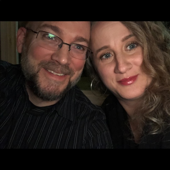 Meet your Posher - Picture 7 of 15